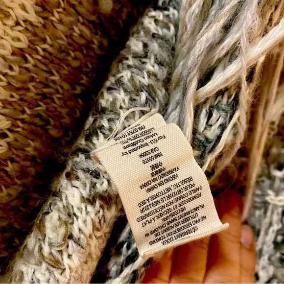 FREE PEOPLE Fringed Alpaca SOFTEST Wool Small Open Front long sleeved Sweater - Picture 6 of 14